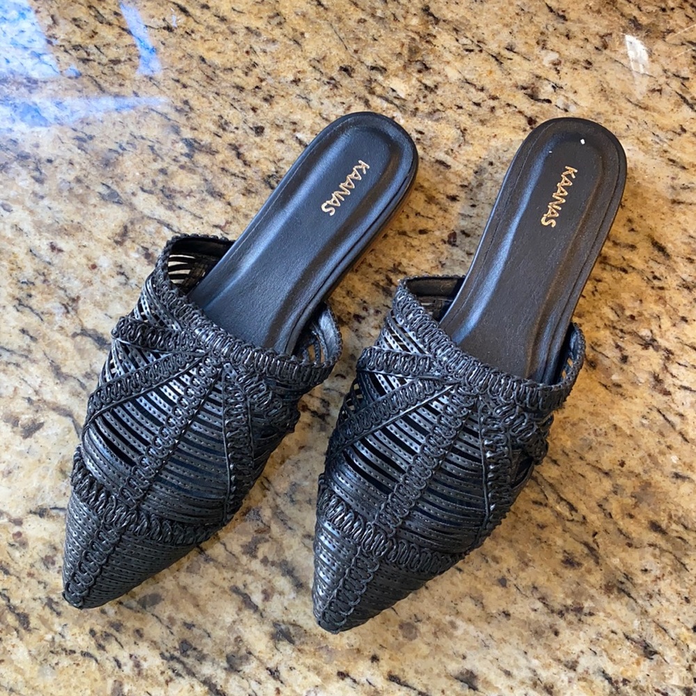 Kaanas Black Woven Flats
